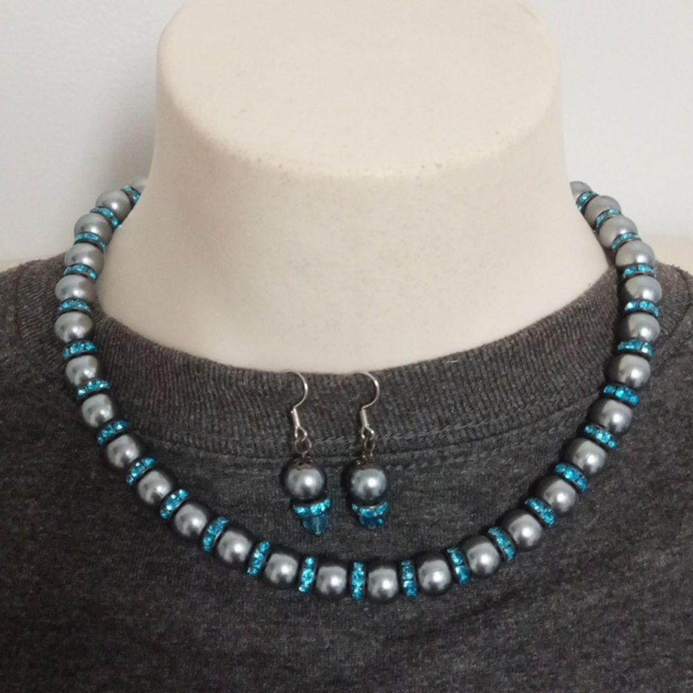 Imatation pearl necklace set